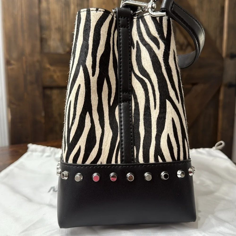 MICHAEL KORS Mercer Gallery Satchel Bucket